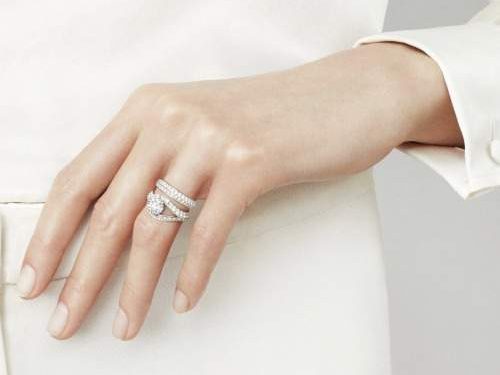 ヴァンクリーフの結婚指輪が芸能人・セレブに人気な理由 - HIGH